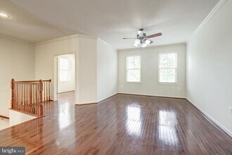 42230 Castle Ridge Square in Ashburn, VA - Building Photo - Building Photo