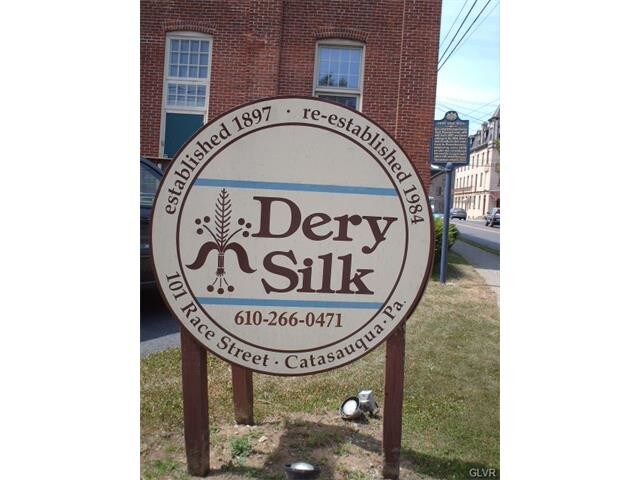 101 Race St-Unit -107 in Catasauqua, PA - Foto de edificio - Building Photo