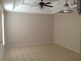606 San Antonio Ave, Unit 606-4 in Mission, TX - Building Photo