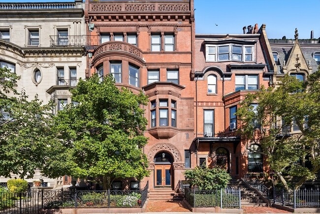 348 Beacon St in Boston, MA - Building Photo - Building Photo