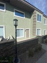 10519 Gold Shadow Ave in Las Vegas, NV - Building Photo - Building Photo