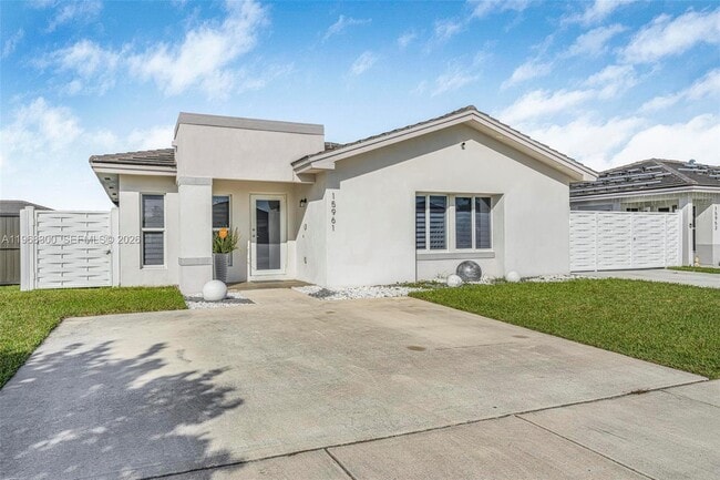 15961 SW 307 Terrace in Homestead, FL - Building Photo - Building Photo