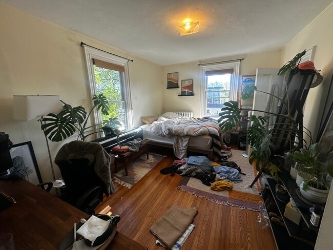 property at 5 Day St