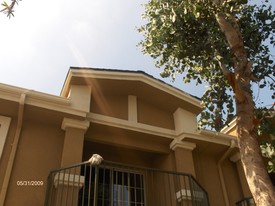 Orange Tree Village Apartments in Compton, CA - Foto de edificio - Building Photo