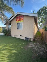 432 E 121st St, Unit 432 in Los Angeles, CA - Building Photo