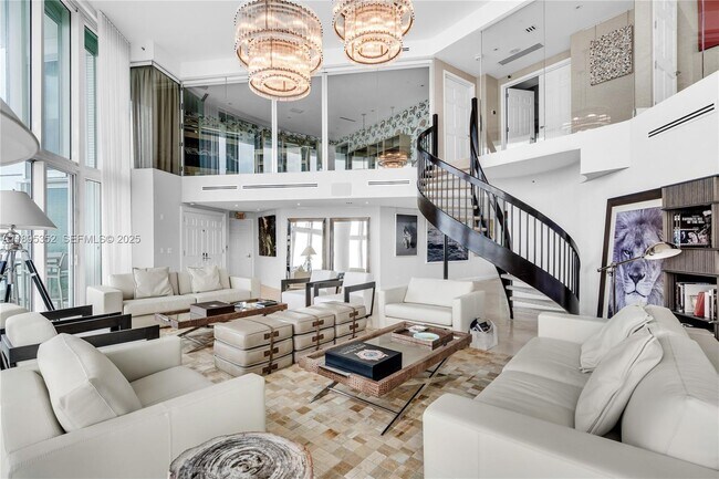 1643 Brickell Ave in Miami, FL - Building Photo - Building Photo