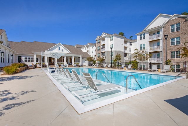 The Darby Apartments in Holly Springs, GA - Foto de edificio - Building Photo