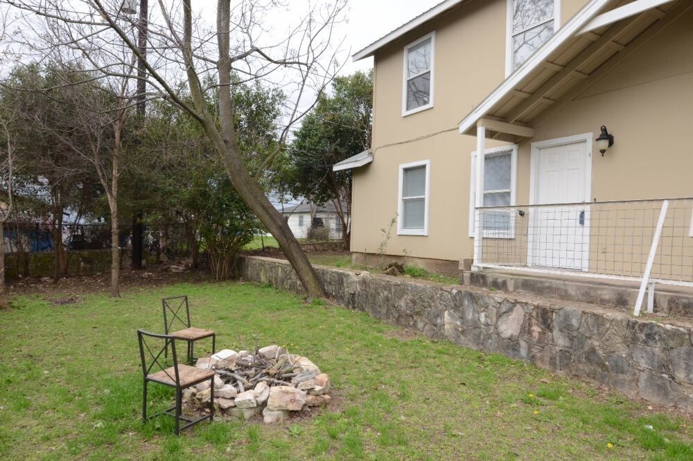 3107 E 13th St-Unit -B in Austin, TX - Foto de edificio