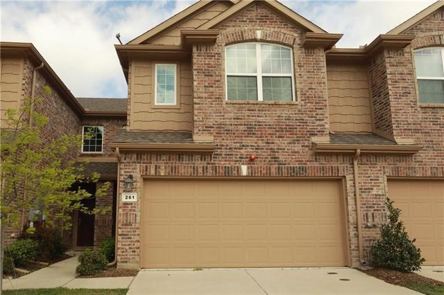 261 Barrington Ln in Lewisville, TX - Building Photo