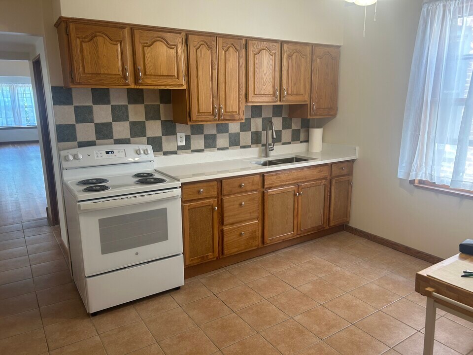 5247 W Agatite Ave in Chicago, IL - Building Photo
