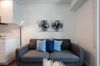 665 Rue Versailles in Montréal, QC - Building Photo - Building Photo