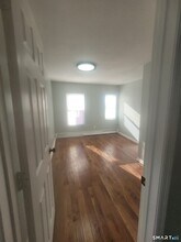 2304 Barnum Ave in Stratford, CT - Foto de edificio - Building Photo