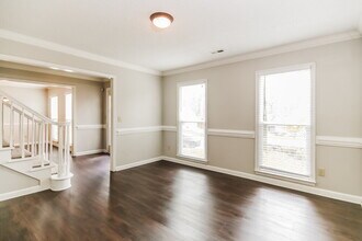 9915 Manbey Ct in Charlotte, NC - Foto de edificio - Building Photo