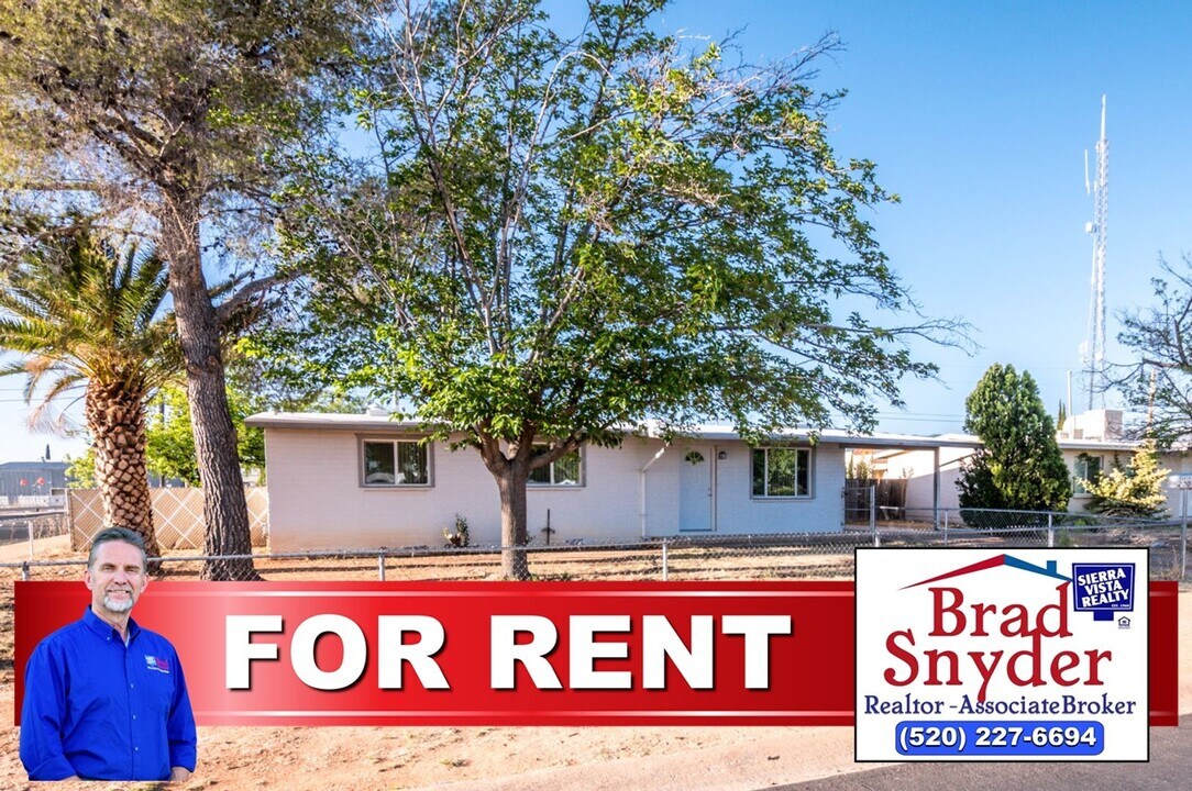 200 Whitton St in Sierra Vista, AZ - Building Photo