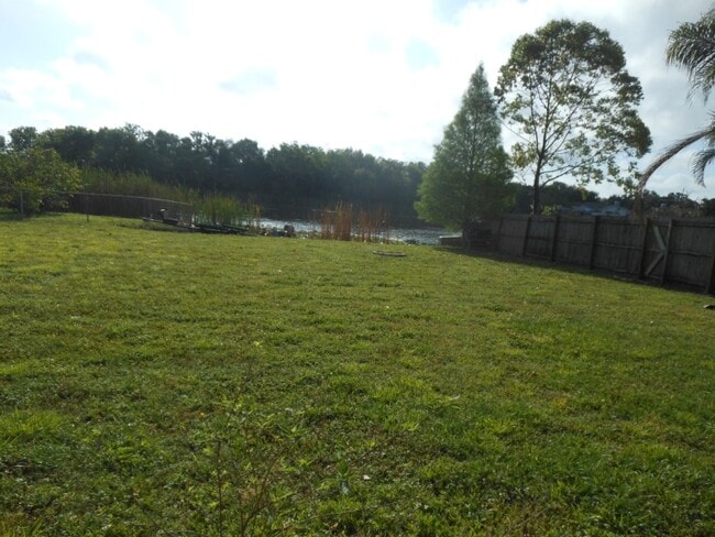 10629 101st St N in Largo, FL - Building Photo - Building Photo