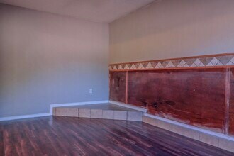 2005 43rd St in Lubbock, TX - Building Photo - Building Photo