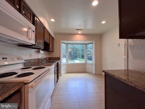 7537 Coddle Harbor Ln in Potomac, MD - Building Photo - Building Photo