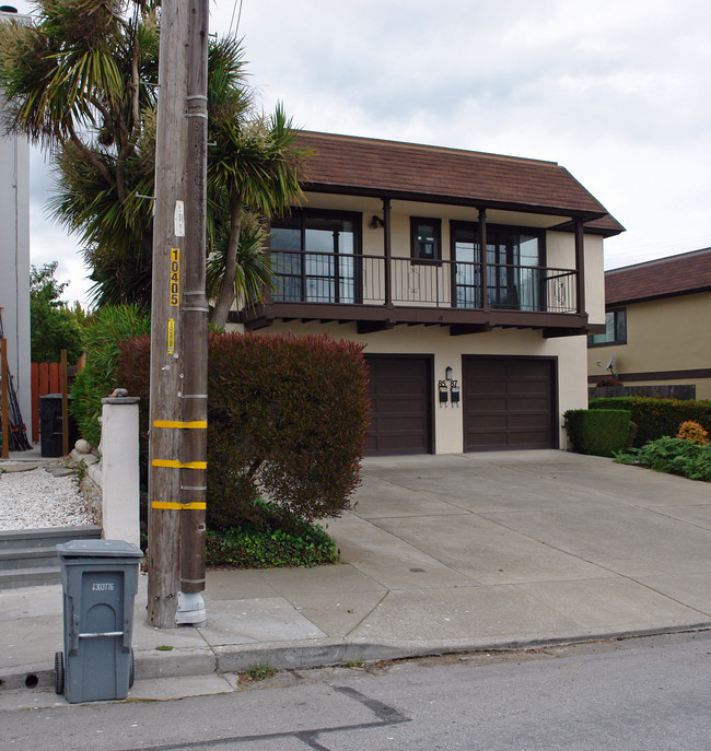 85-87 Lewis Ave in Millbrae, CA - Foto de edificio - Building Photo