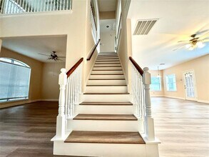 1818 Maidenhair Ln in Sugar Land, TX - Foto de edificio - Building Photo