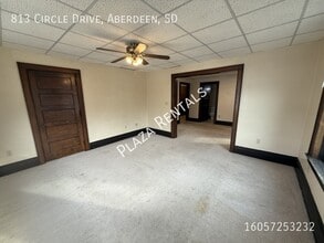 19 7th Ave SE in Aberdeen, SD - Foto de edificio - Building Photo