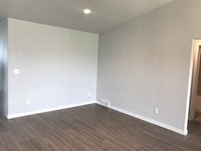 7401 18th St S in Fargo, ND - Building Photo - Building Photo