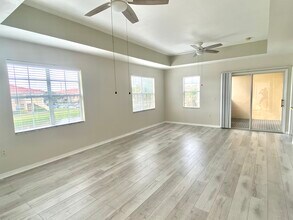 1025 Villagio Cir, Unit 207 in Sarasota, FL - Building Photo - Building Photo