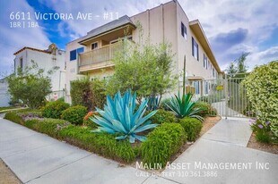 6611 S Victoria Ave in Los Angeles, CA - Building Photo