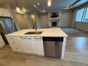 16672 Barron Dr in La Pine, OR - Building Photo - Building Photo