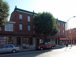 269-275 E Main St in Norristown, PA - Building Photo - Building Photo