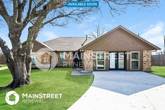 property at 524 E Lark Ct