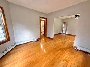 35 Irma Ave in Watertown, MA - Building Photo - Building Photo