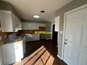 1211 Lee St in Jacksonville, AR - Building Photo - Building Photo