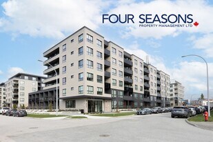 8509-8509 158 St in Surrey, BC - Building Photo