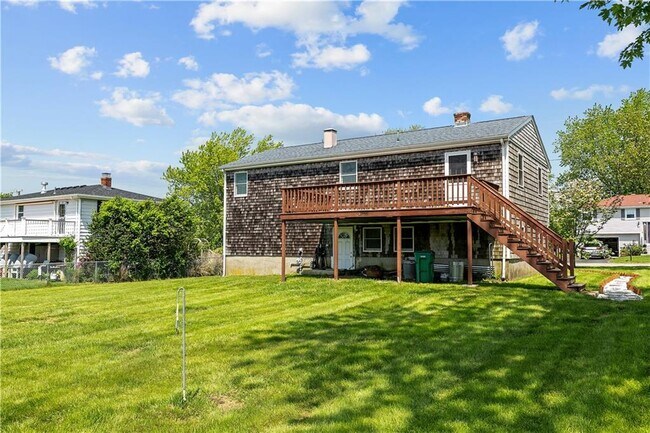 21 Reardon Dr in Middletown, RI - Building Photo - Building Photo