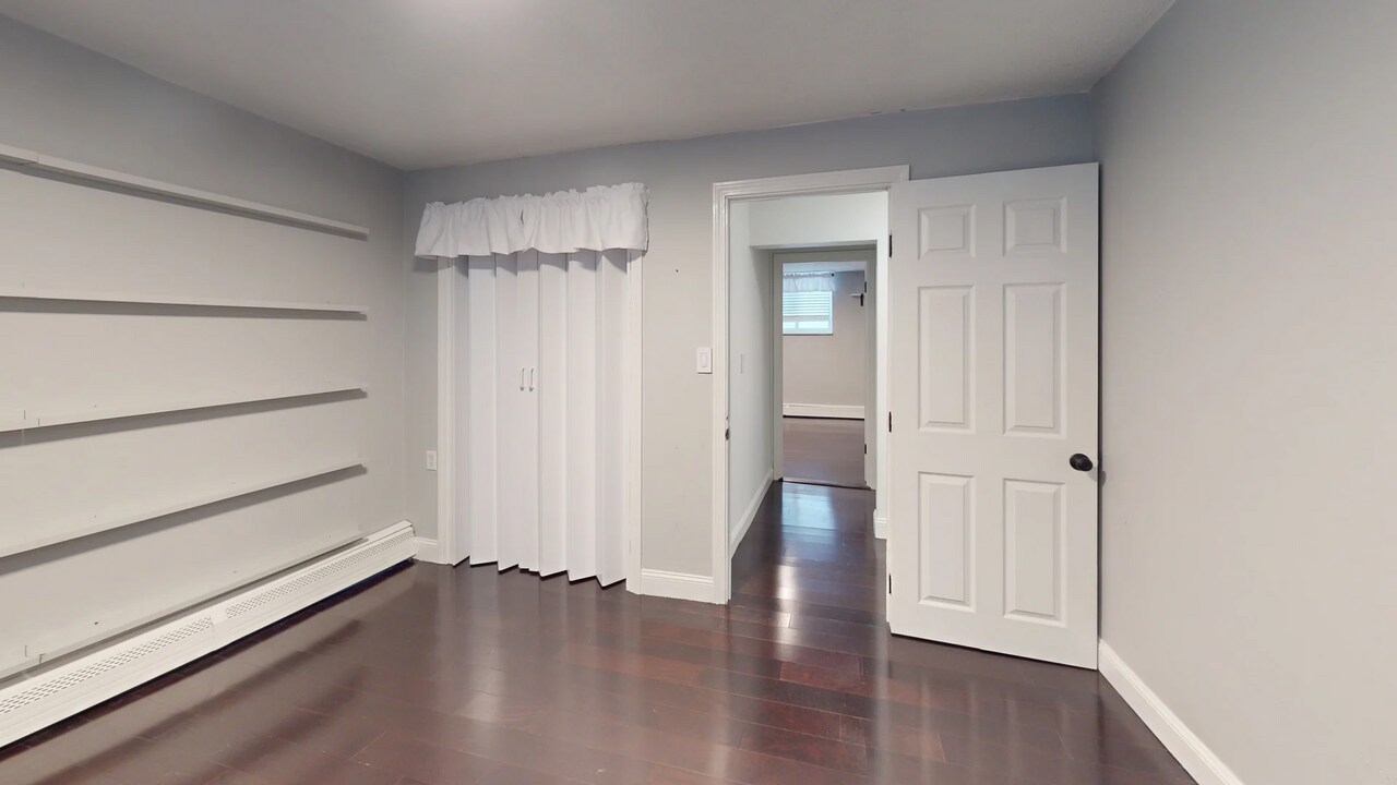 31 Westgate Rd, Unit 1 in Boston College, MA - Building Photo