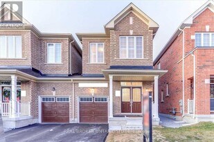 91 Titan Trail in Markham, ON - Building Photo