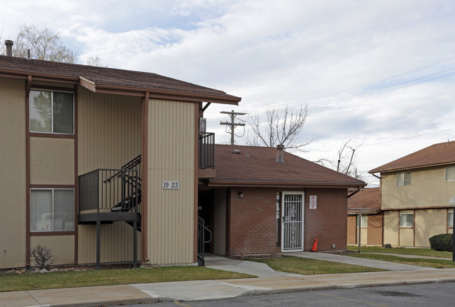 WAD Square in Kaysville, UT - Building Photo - Building Photo