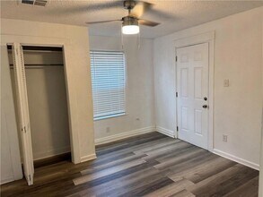 8917 Apricot St in New Orleans, LA - Building Photo - Building Photo