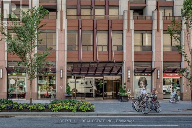 85 Bloor St E in Toronto, ON - Building Photo - Building Photo