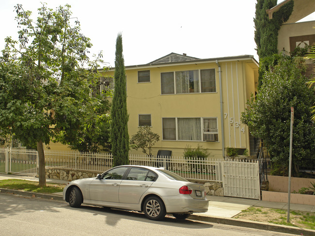 7534 Norton Ave in West Hollywood, CA - Foto de edificio - Building Photo