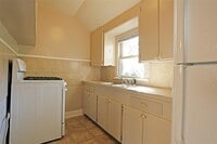 5602 Chaucer Dr photo'