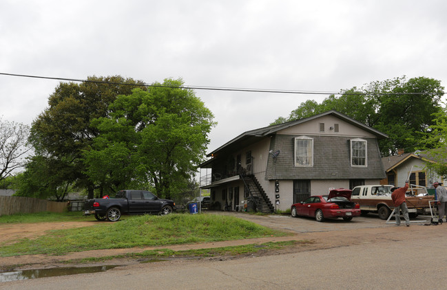 1415 Metropolitan Ave in Dallas, TX - Building Photo - Building Photo