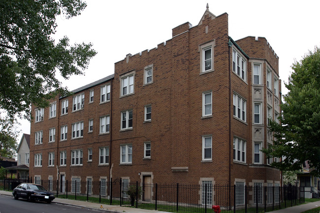 1101 W Marquette Rd in Chicago, IL - Foto de edificio - Building Photo