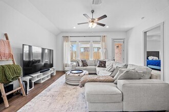 329 Black Sheep Cv in Leander, TX - Building Photo - Building Photo