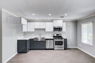 Stonybrook Apartment Homes in Anaheim, CA - Building Photo - Building Photo