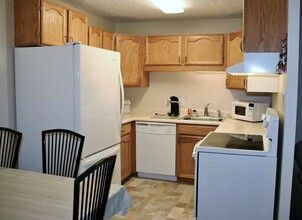 7801 W 35th Ave, Unit 208 in Wheat Ridge, CO - Building Photo - Building Photo