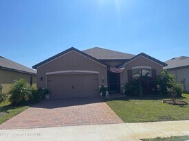 939 Remington Green Dr SE in Palm Bay, FL - Building Photo