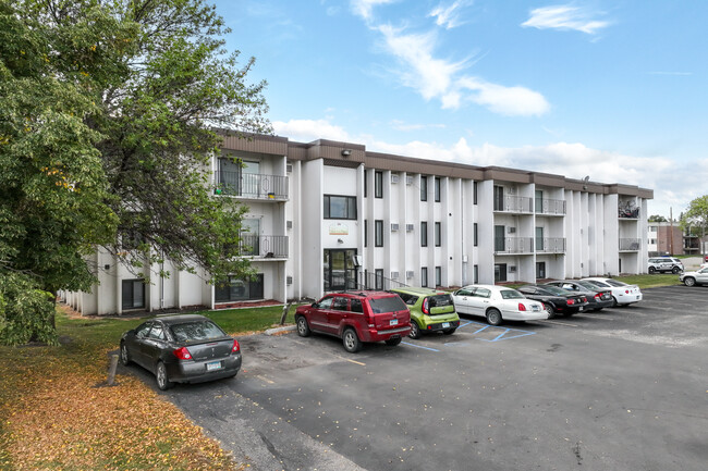 Daybreak Place in Moorhead, MN - Foto de edificio - Building Photo