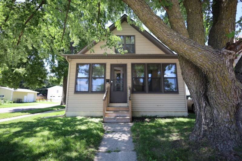 601 4th Ave NW in Rochester, MN - Building Photo