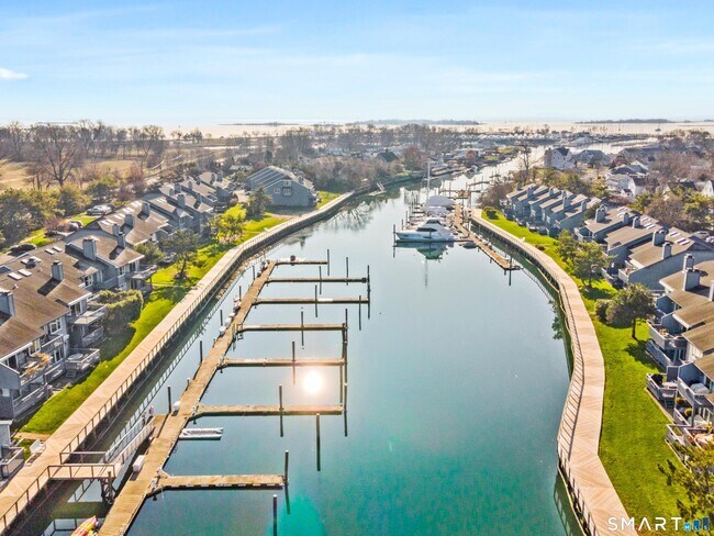 1 Island Dr in Norwalk, CT - Building Photo - Building Photo